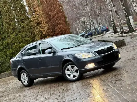 Skoda octavia
Год выпуска - 2012
Двигатель - 1.8t
Автоматическая кпп ( asin )
Пробег - 201.000км
Цен... - фотография