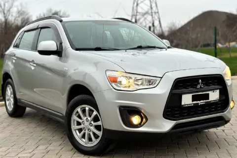 Продам mitsubishi asx рестайлинг, 2014 года выпуска, объём двигателя 1.6 117 л. С, 155.000 пробега, ... - фотография