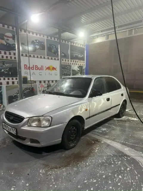 Hyundai accent год: 2005 мотор: 1.5 ( газ - бензин ) ездит на бензине и газу. коробка резинка, 5 пер... - фотография