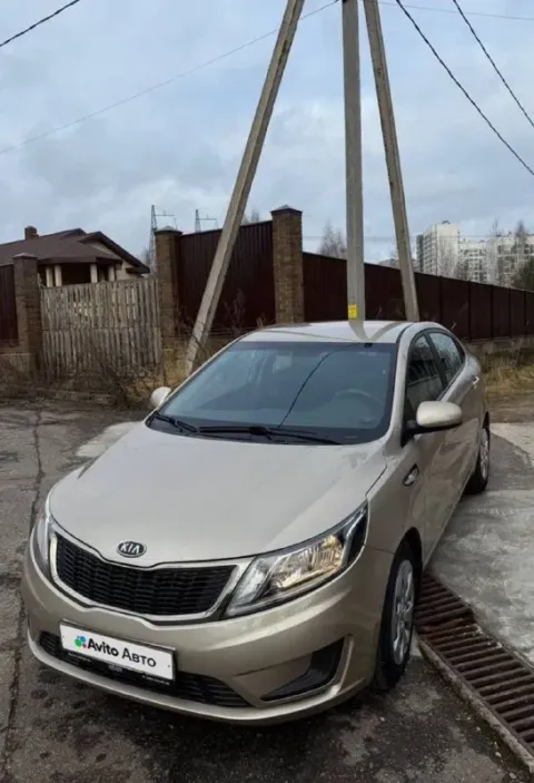 Продам, практически новый kia rio 2012г. В. ,с 1 собственником, оригинальным пробегом 32.600. 1.4 ав... - фотография
