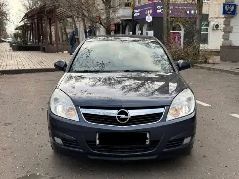 Продам опель вектра ц! В хорошем состояние! 2008 года! Без вложений! Пробег 188.000 км! Дно пороги о... - фотография