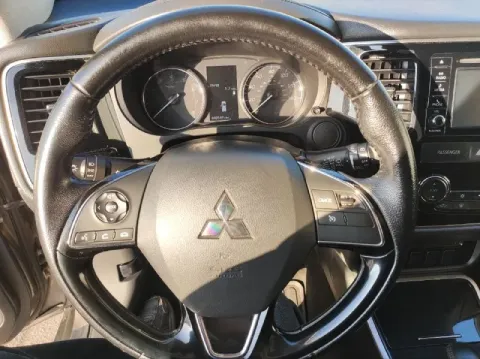 Mitsubishi outlander 2017г двигатель 2.4 л/ 170 л. С. (атмосферник), полный привод, кпп - вариатор. ... - фотография