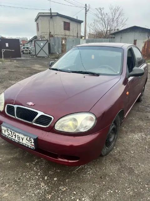 В продаже chevrolet lanos двигатель 1.5 не дымит масло не ест коробка 5-ти ступка не выбивает не гуд... - фотография
