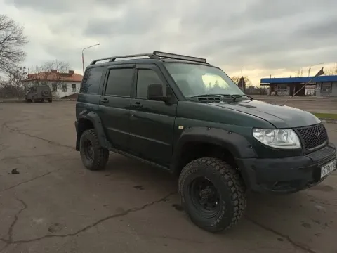 Продам уаз патриот 2007 года, 2,7 бензин( 409 двигатель) евро -2 полностью в рабочем состоянии, новы... - фотография