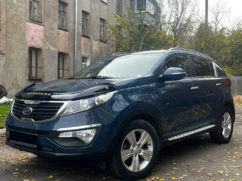 Продам kia sportage 2011г, двигатель 2.0.. Пробег 177.584км. Двигатель работает отлично, не стучит, ... - фотография