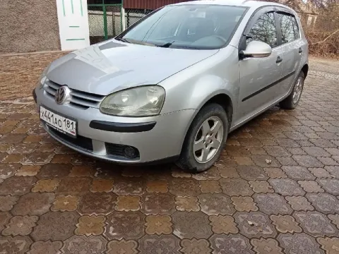 Цена 570000₽. один собственник, продам volkswagen гольф 5, 2004 года, двигатель 1.6 бензин восьмикла... - фотография