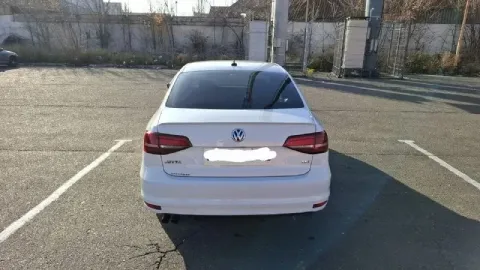 Продам свою машину volkswagen jetta,1.8 tsi, 2015года. мкпп автомобиль в отличном состоянии, родной... - фотография