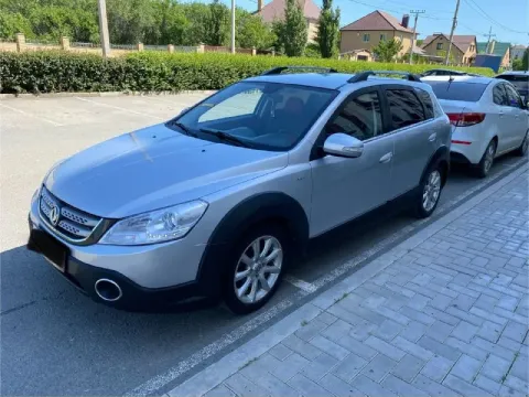 Dfm h30 cross 2016 г. в пробег 114.000км юр. чистый автомобиль весь пакет документов все что должно... - фотография