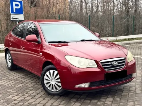 Продам hyundai elantra на автомате 1.6 122.л. с на местном 180 регионе 4 стекло подъемника подогревы... - фотография
