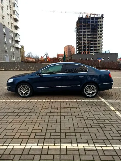 Продам автомобиль пассат 2008 г. 1.8. бензин. авто хозяйское за машинной следили и был надлежащий ух... - фотография
