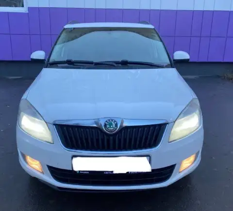 Продам skoda fabia, 2011г. В 
Двигатель 1.4
Коробка механика
Кузов оцинкованный
Комплектация хорошая... - фотография