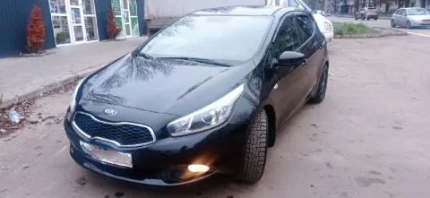 Киа сид 2014 года. Отличное состояние. Обслужен. Пробег оригинальный 170 т. Мотор атмосферный 1,4 на... - фотография