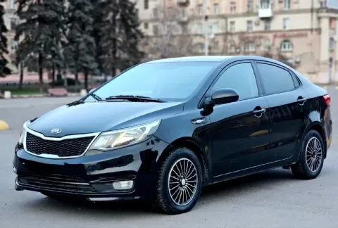 Продам kia rio 3 рестайлинг 2015г 1 хозяин
Пробег 160т.
Двигатель 1,6 кпп-6 ступенчатый
Авто в отлич... - фотография