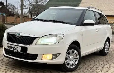 Продам или обменяю
Хороший семейный автомобиль!
Skoda fabia универсал,
Рестайлинг 2011г. В.
Пробег 2... - фотография
