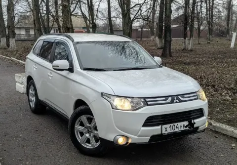📢 Продам mitsubishi outlander ресталинг в идеальном состоянии можно и вкредит 💥💥 🔹год 2014 🔹двигател... - фотография