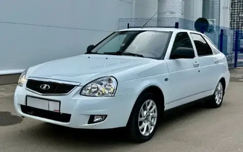 Ваз priora 2013 год эксп, 1.6 16v 141 тыс км пробег, комплектация люкс, кондиционер обогрев лобового... - фотография