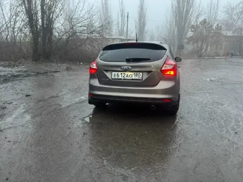 Продам ford фокус 3 2013 г выпуска! двигатель 2.0 литра (150 сил) не дымит, масло не ест, работает к... - фотография