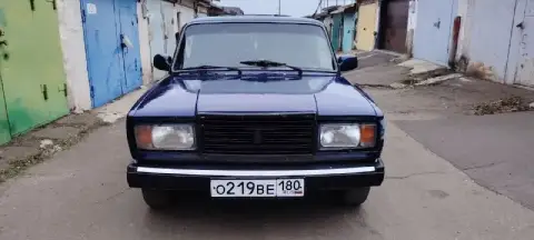 Продам ваз 2107 2007г. В инжектор
Машина в достойном состоянии для своих лет боком едет норм
С докум... - фотография