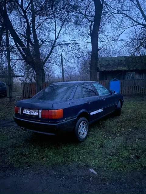 Продам audi 80 год выпуска 1990 объем мотора 1.8 авто на ходу не гнилая всё работает полный покет до... - фотография