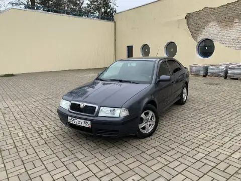 Skoda octavia tour 1.6
Год 2009
Пробег 206т родной
Все стёкла заводские
3 Хозяина
Автомобиль полност... - фотография