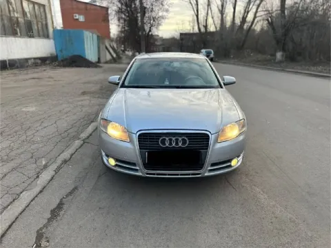 Audi a4 b7 2006г 2.0 cvt пробег 184 тыс мотор без нареканий, вариатор работает идеально, не пинается... - фотография