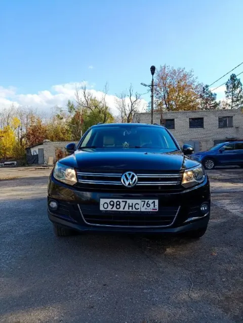 Продам фольксваген тигуан 2014 г. в. объем двигателя 1.4 турбо, передний привод. 2 собственник, езди... - фотография