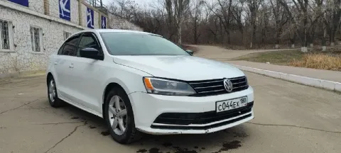 Марка автомобиля: volkswagen jetta год выпуска: 2016 пробег: 124000 км объем двигателя: 1.4 описание... - фотография