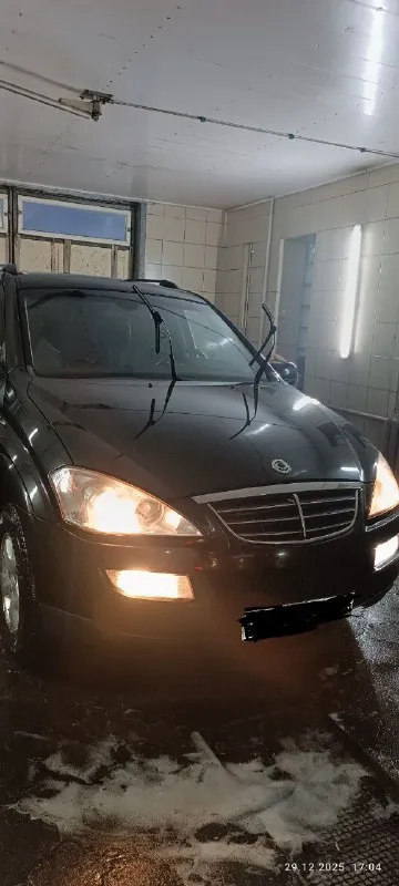 Добрый день, продаю своё авто, ssangyong kyron 2008г, 2.0 дизель, . всё работает и крутится на интер... - фотография