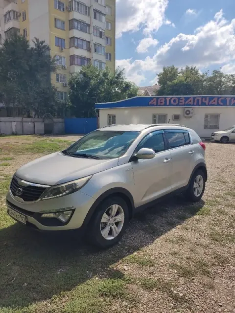 Продам kia sportage 2.0 механика полный привод. Хозяин по документам. Пробег 283 тысячи. По кузову в... - фотография