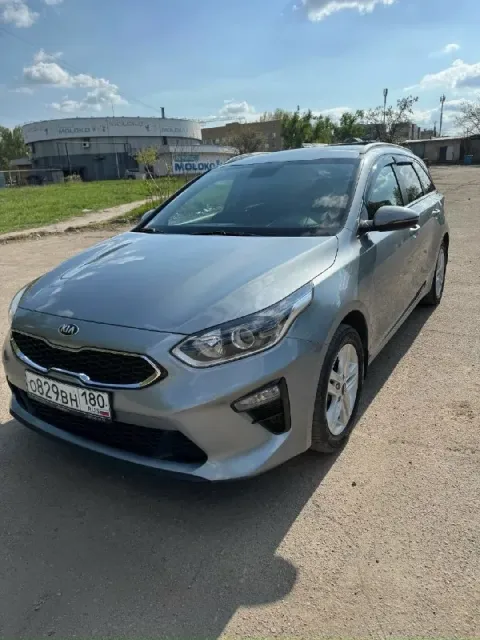 Марка автомобиля: kia ceed sv cd prestige цена: 2м 50 тысяч. Город: донецк район: кировский год выпу... - фотография