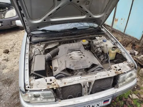 Продам audi 80 1993 года под разбор 2.6 двигатель все вопросы по телефону +79494383571 📞 звоните: +7... - фотография