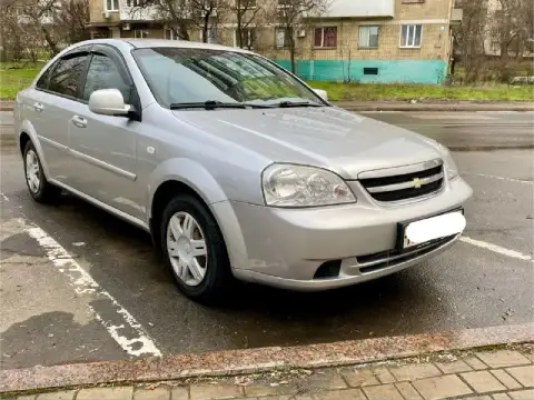 Продам chevrolet lacetti 2011 года выпуска. Пробег 120 тыс. Родной, не крученый, не открученный, под... - фотография
