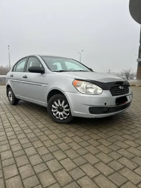 Hyundai accent год выпуска: 2007 тип кпп: механическая объем двигателя: 1.4 литра тип топлива: бензи... - фотография