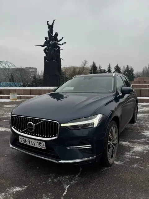 Продаю свой автомобиль. volvo хс 60 inscription. 2021, 2л. 249л. с. бензин покупалась и обслуживалас... - фотография
