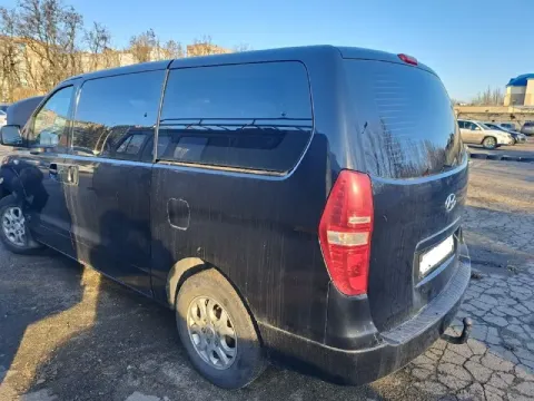 📍продам mинивэн: «нyundаi h1» (ll пoкoления) в черном цвете пассажир (8 мест) год выпуска: 2008 проб... - фотография