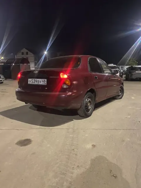 В продаже chevrolet lanos
Двигатель 1.5 не дымит масло не ест
Коробка 5-ти ступка не выбивает не гуд... - фотография