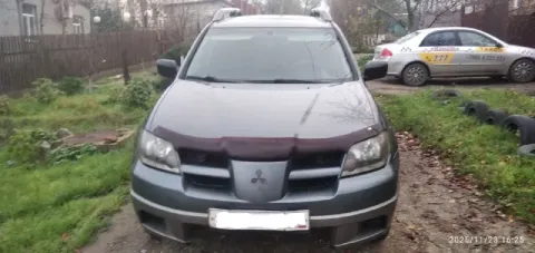 Продам mitsubishi outlander 2003год на полном ходу, но есть куда приложить руки.
2.4 Газ/бензин, раб... - фотография