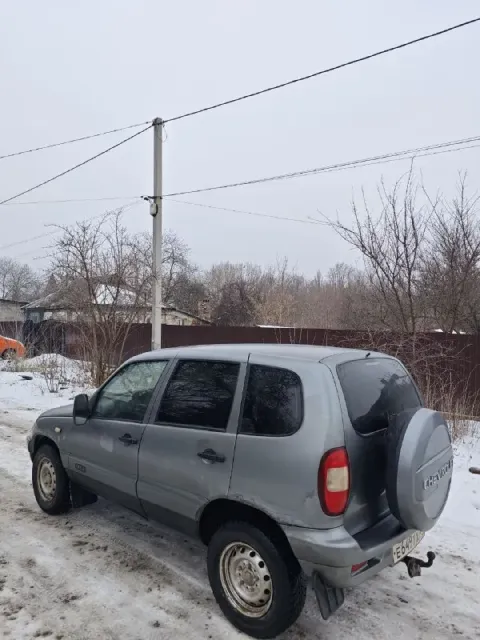 Шевроле нива 4х4 2006г.
Автомобиль на полном ходу, доедет куда угодно и обратно! 1.7, инжектор после... - фотография