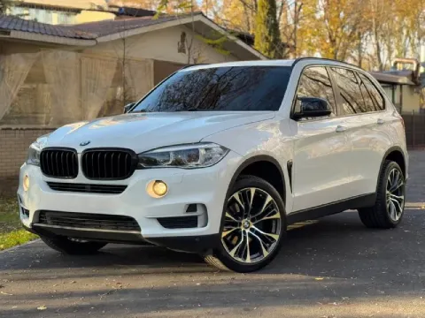 Продам: bmw x5 f15 год выпуска 2016. двигатель 3.0 дизель. коробка автомат. привод полный. пробег 26... - фотография