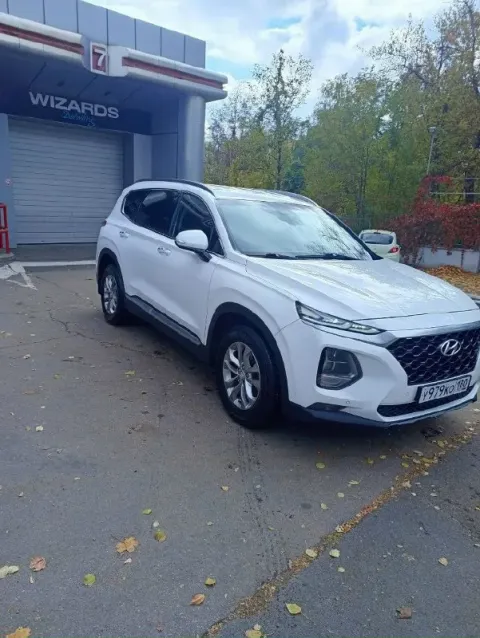 Продам автомобиль hyundai santa fe 2019 года. машина ухоженная, не пригон, официальная. два ключа, с... - фотография