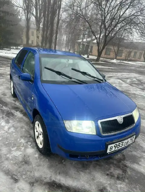 В продаже хозяйская skoda фабия. 1.4 mpi, механика. Автомобиль на уверенном ходу, не гнилой. Двигате... - фотография
