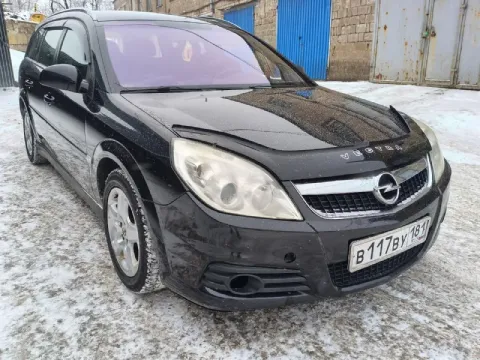 Продам opel вектра универсал в хорошем состоянии,2006 г. в. мотор 1.9 турбо работает как часики, про... - фотография