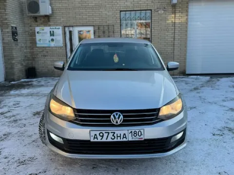 📌продам volkswagen polo 📌2015 года 📌рестайлинг, двигатель 1.6,механика, двигатель не дымит, не троит... - фотография
