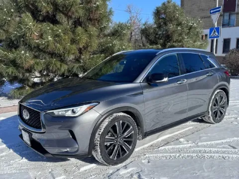 Infiniti qx 50 2020 год 2.0 бензин, полный привод, кожа, бесключевой доступ, панорама, черный потоло... - фотография