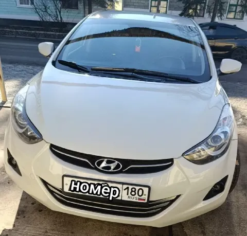 Продам hyundai elantra 2012г. в. 1.6(132л. с) механика 6ти ступка, пробег 230000км. цвет автомобиля... - фотография