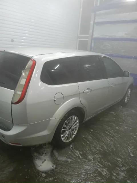 Здравствуйте продам автомобиль ford focus 2 2010 года рестайлинг объём двигателя 1,6 бензин двигател... - фотография
