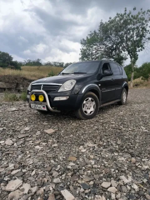 В продажу поступает: ssangyong rexton 2 2006 год 194.000 родного пробега 2.7 дизель полный привод в... - фотография