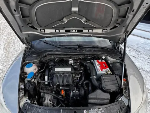 Продам skoda octavia a5 1.6 mpi год выпуска 2010. состояние идеальное. сервисные книги. 2 владельца... - фотография