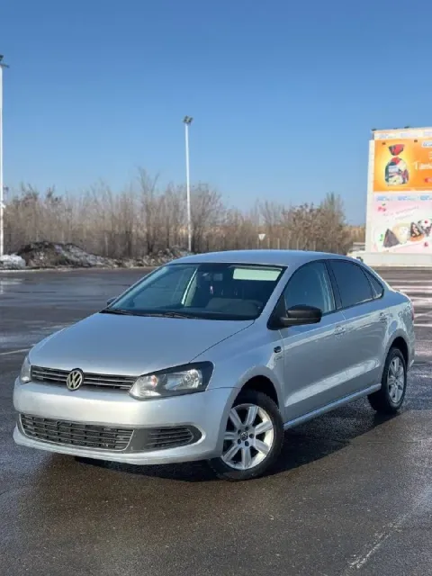 Продам volkswagen polo в комплектации sochi edition год выпуска-2013 объём двигателя-1.6( отличный,... - фотография
