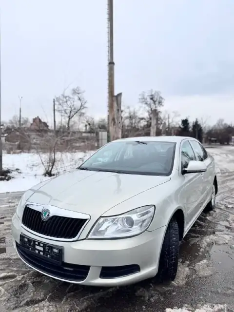 💎 Skoda octavia 2012 — 1.6 at, идеальное состояние
🔹 Двигатель и трансмиссия
• Надёжный бензиновый д... - фотография